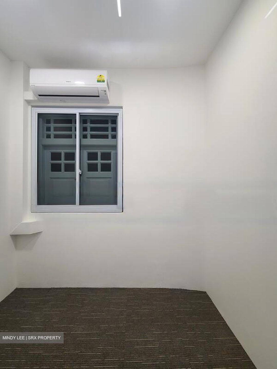 The Sunflower (D14), Office #502343951